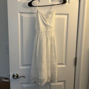 Aooksmery white lacy dress